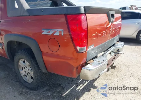 2003 Chevrolet Avalanche 1500 из США, поврежденный, VIN 3GNEK13T43G338231